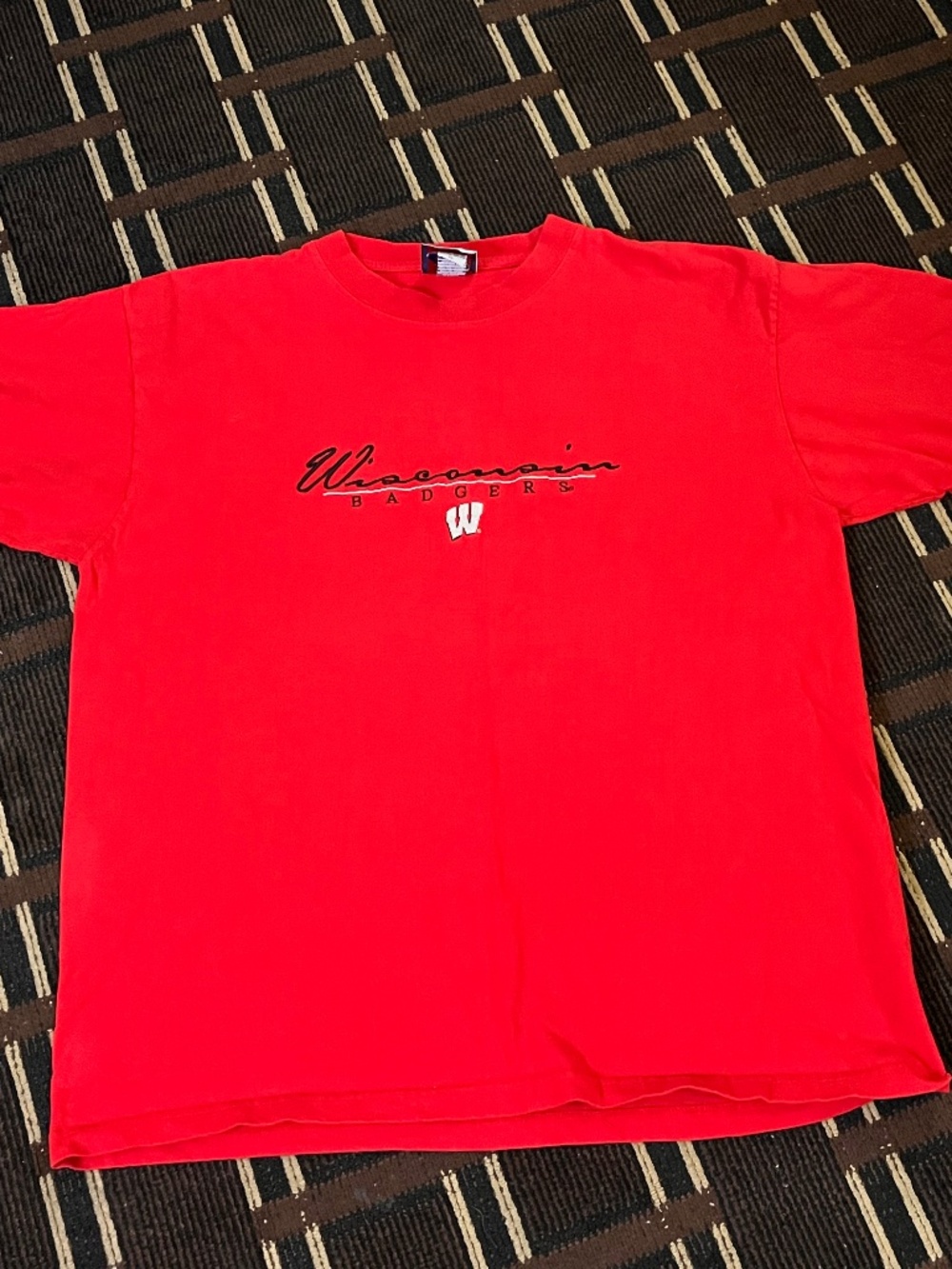 Vintage 90s Cadre Atheletic Tshirt Wisconsin Badgers XL Red NCAA Men’s Adult 656